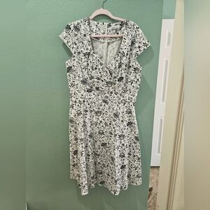 BbOnlinedress White and Black skull print rockabilly dress 3xl